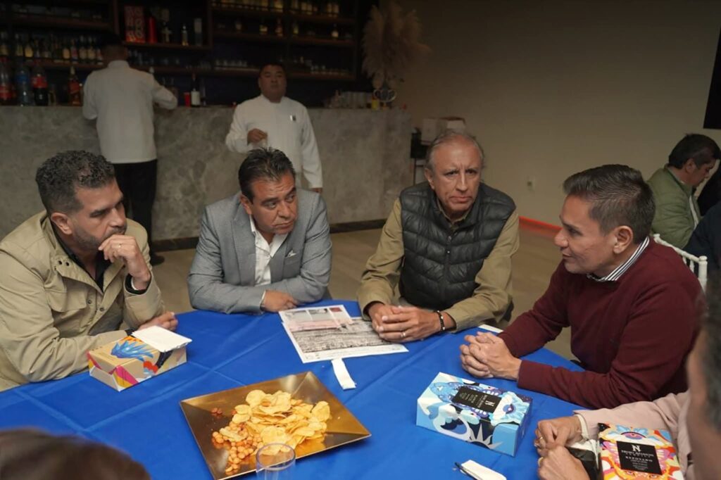 Líder con visión. Empresario con compromiso. 0