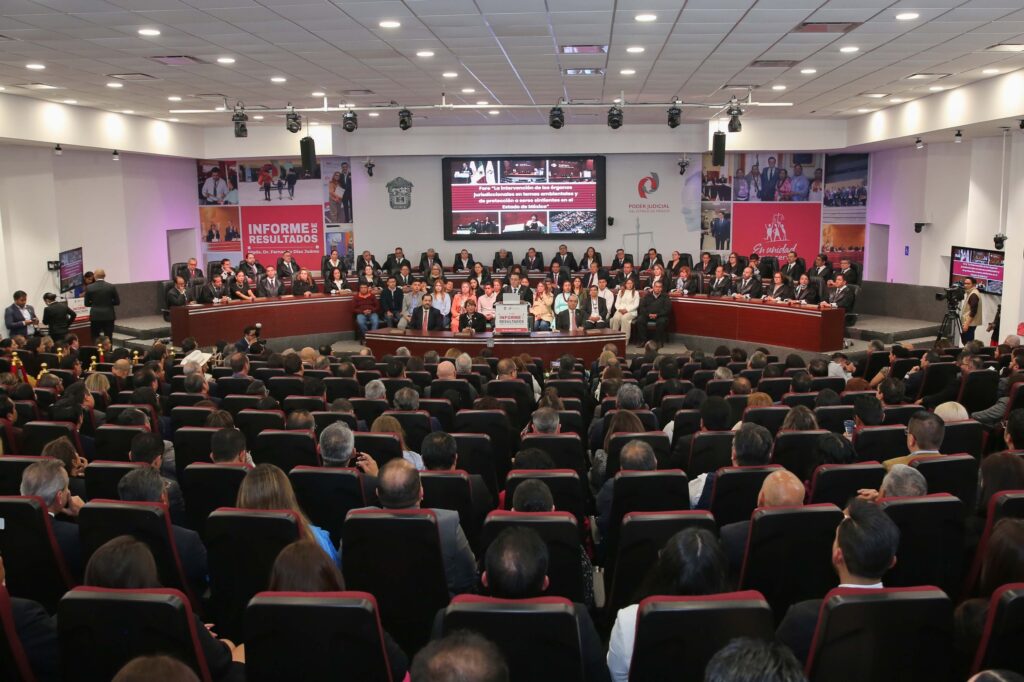 Fernando Díaz Juárez rindió Informe de Resultados 1