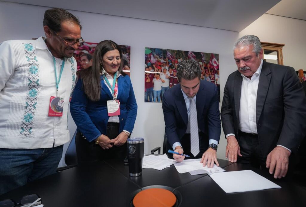 Gino Segura impulsa iniciativa para dignificar a las y los guías de turismo 0